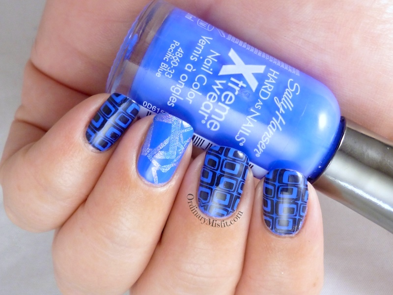 Blue squared nail art 3