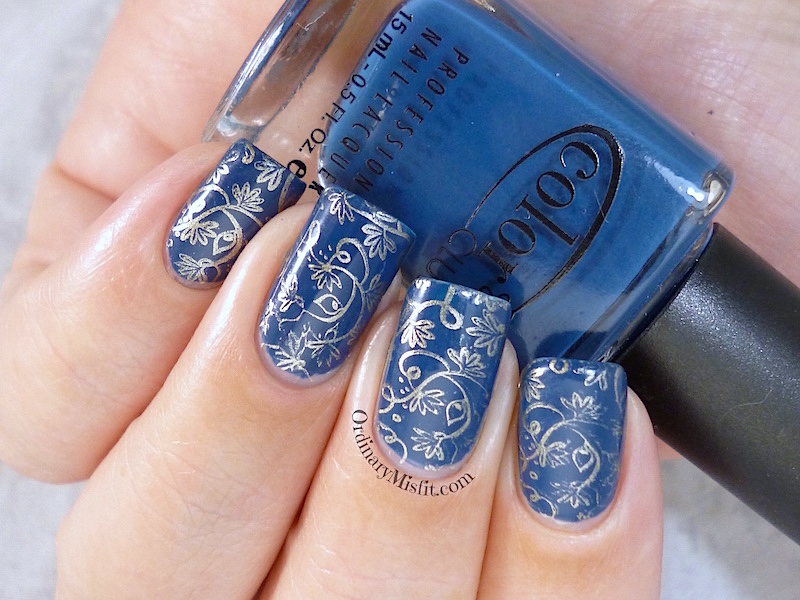 31DC2015 Day 5 Blue nails