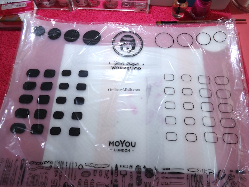 NailCandi review - MoYou magic workshop stamping mat in plastic