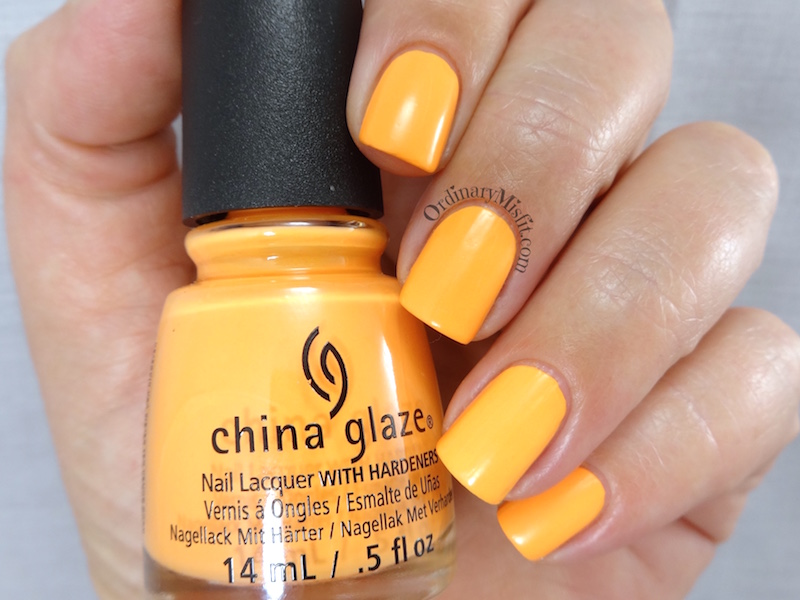 China Glaze - None of your risky business