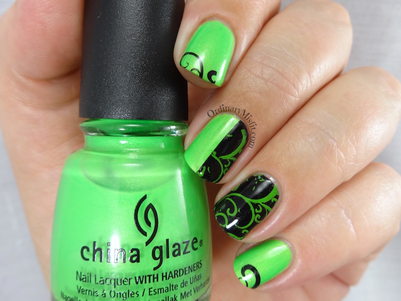 31DC2016 Day 4 - Green nails