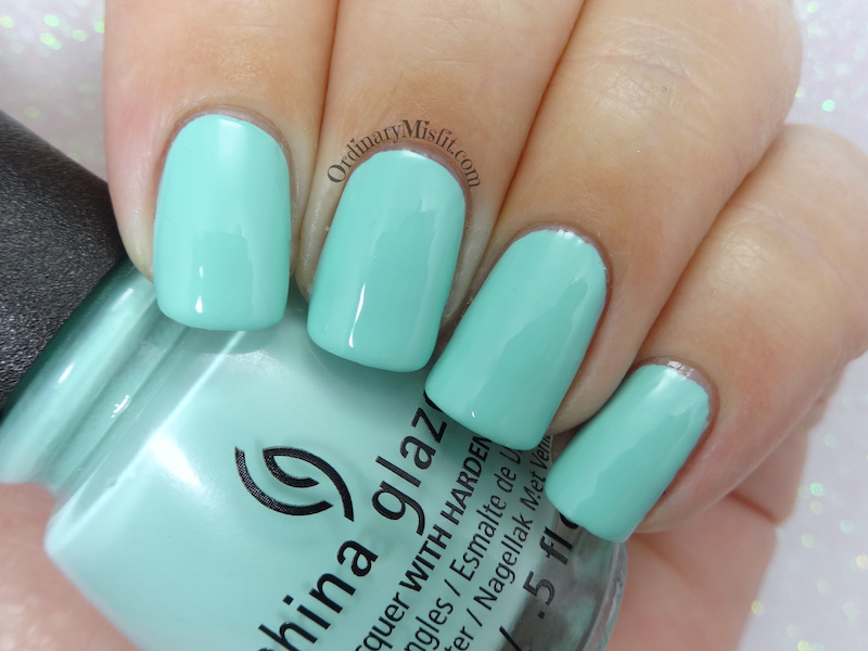 China Glaze - Too much of a good fling