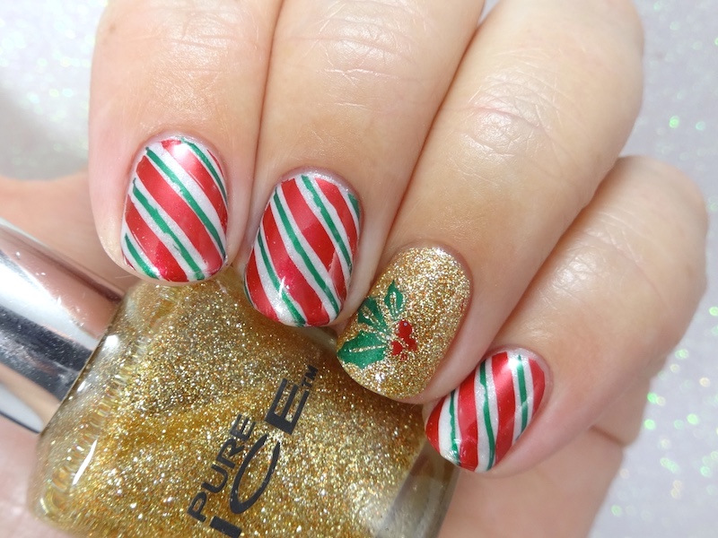 Candy canes & mistletoe christmas nail art