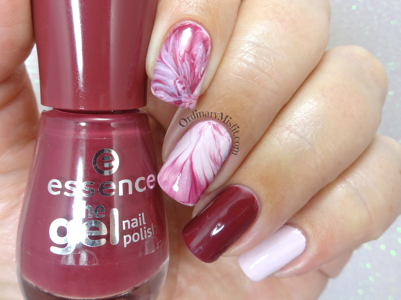 Pink marble nail art