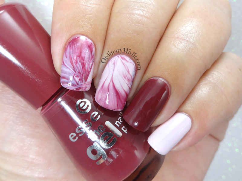 Pink marble nail art