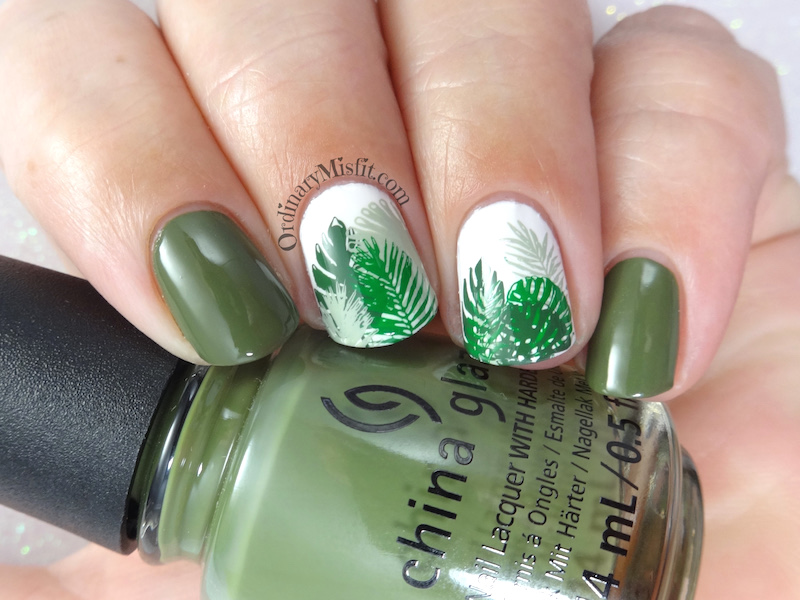 31DC2018 Day 4- Green nails